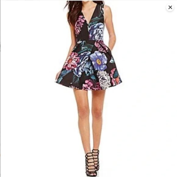 KEEPSAKE the Label Black Blush Floral Pleated Sleeveless Mini Dress Medium - Picture 5 of 15